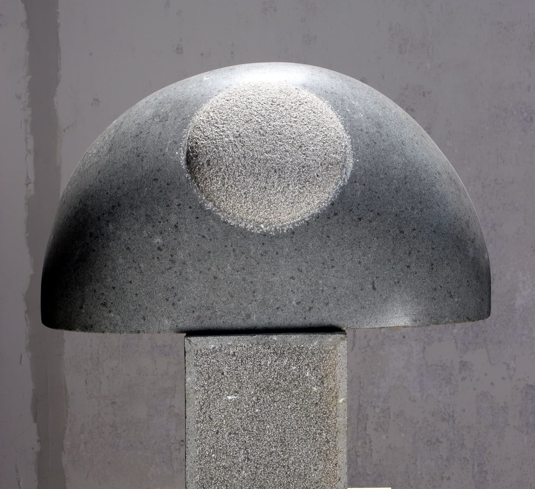 Domo Granito — Granito gris
