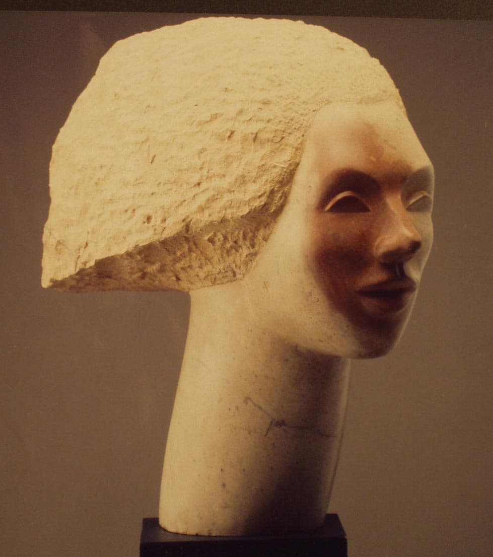 Retrato Mujer — Mármol blanco